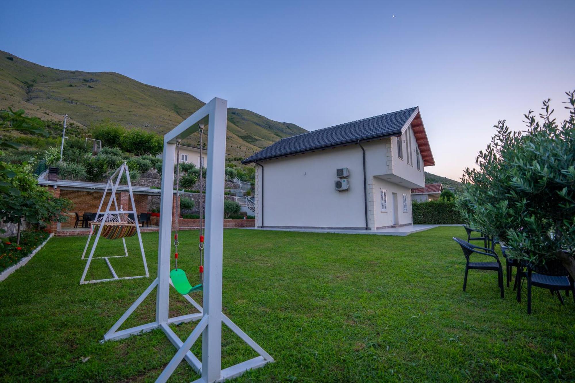 Xhuli Guesthouse Шкодер Экстерьер фото