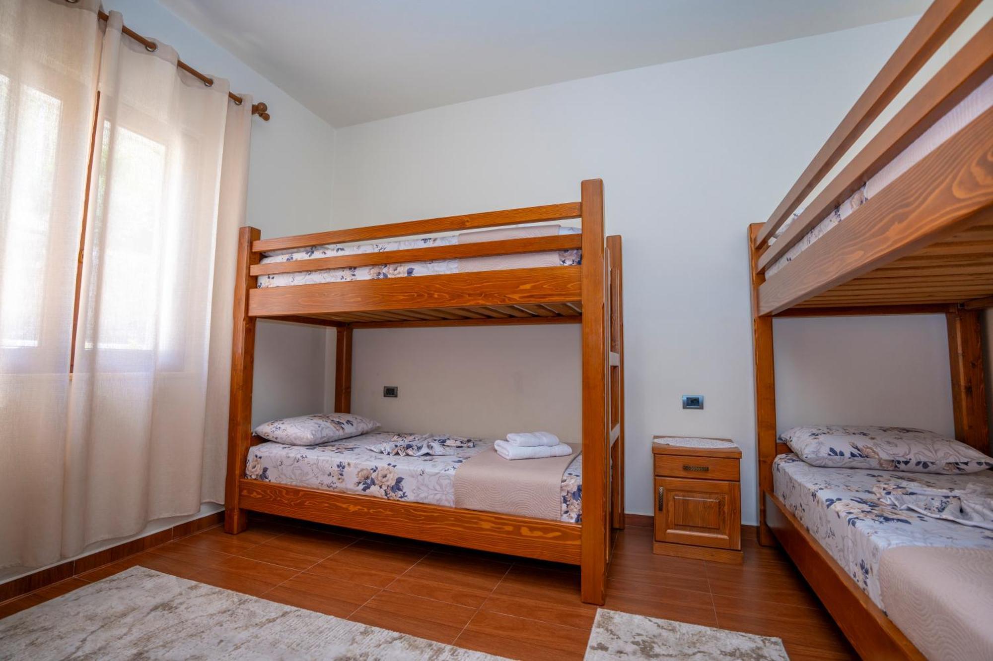 Xhuli Guesthouse Шкодер Экстерьер фото